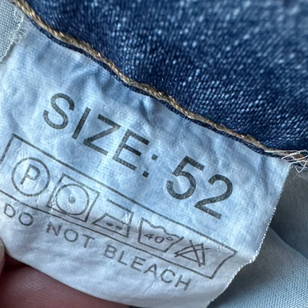 Un1co Light Blue Distressed Jeans Size 40 In style